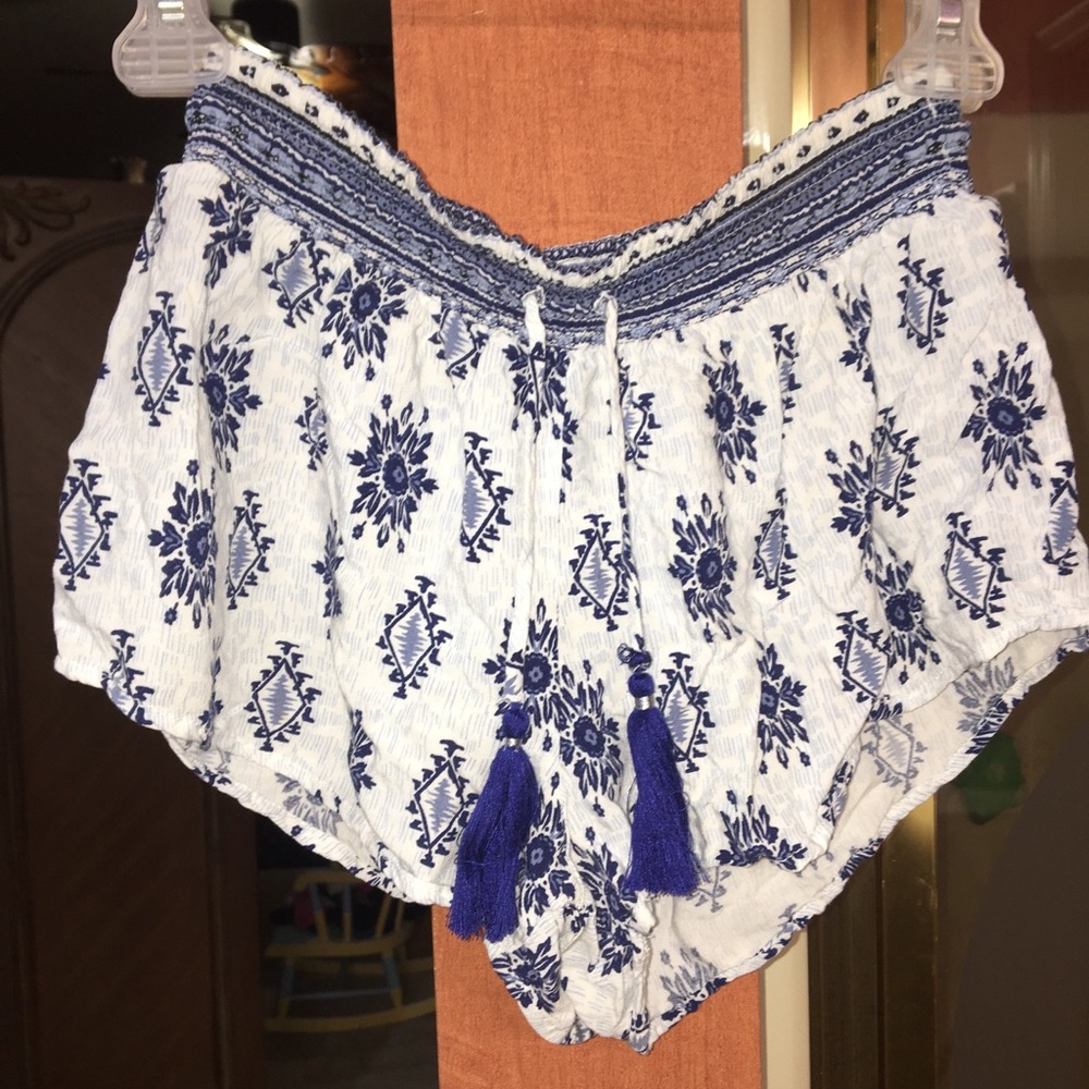 Flowy shorts